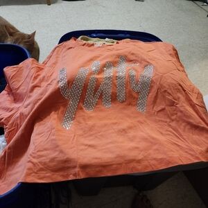 *LAST CHANCE* Yitty crop tee